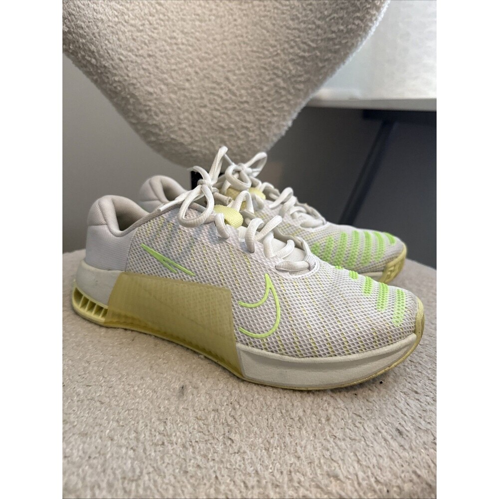 Nike Metcon 9 Shoes Womens 8 White Green Gym Training Sneakers DZ2537-106